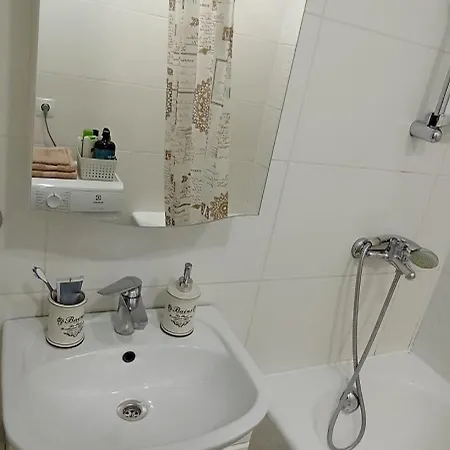 Charming Bedroom With Shared Bathroom Tallinn